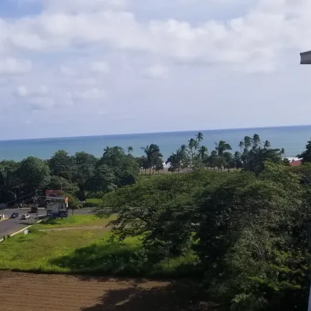 Ocean and Rainforest Panoramic Views Jaco 3 Bdrm with Pool