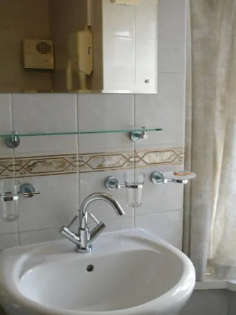 Candlesticks Отели в г. Касл Байтам