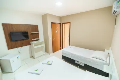 Hotel Janaína فنادق في Porto Belo