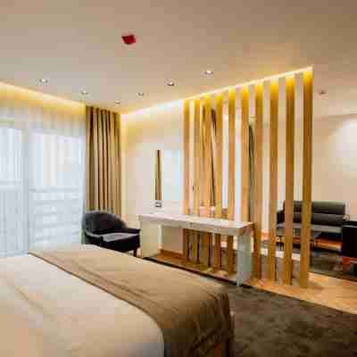 Ador Hotel Rooms