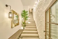 Vista Del Porto Luxury Suites - Homestays