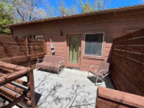 Quiet Mind Lodge, Spa & Retreat Sequoias