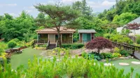 Gapyeong Yeheaden Pension Hotels near 새연리조트 가평현리1호점(카라반&글램핑)