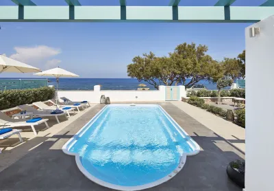 Almyriki Beach Villa Hotels in Monolithos