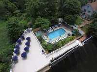 Dan'l Webster Inn and Spa Hotels in Sandwich