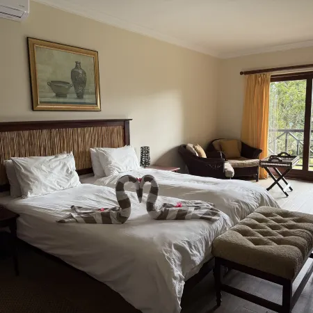 Far Hills Country Hotel