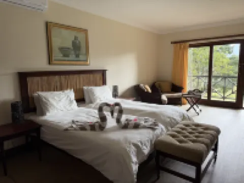 Far Hills Country Hotel