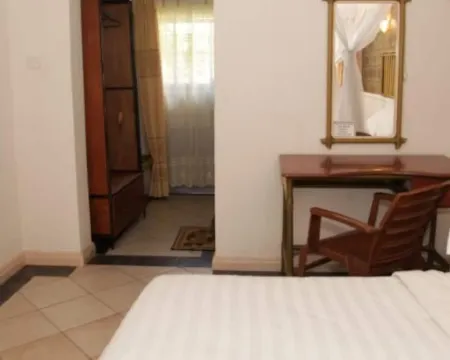 Trotters Hotel Hotels in Kabati