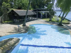 Tamarind Village Hotel Apartments