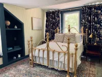 The Downtown Abbey Hotel di San Marcos