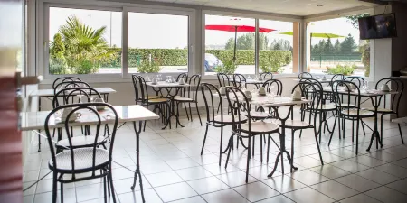 Fasthôtel Périgueux - Un Hôtel FH Confort Отели в г. Марсак-Сюр-Л'Иль