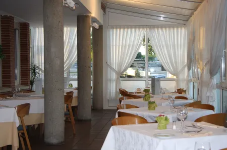 Hotel la Colina Отели в г. Матапосуэлос