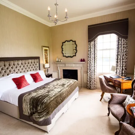 Brockencote Hall Отели в г. Киддерминстер