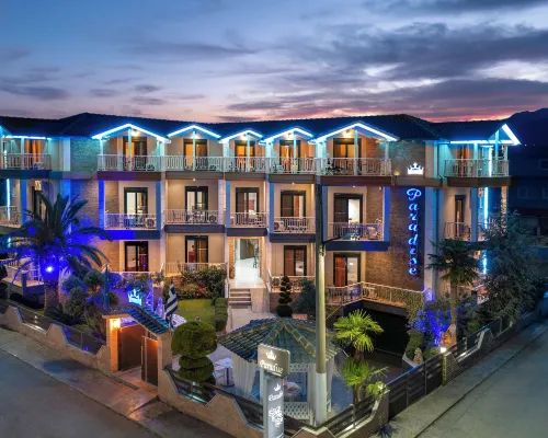 Paradise Hotels in Volvi