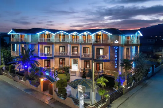 Paradise Hotels in Volvi