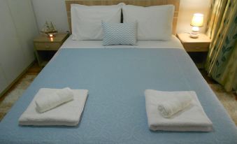 Athenian Oasis with Fountain, Ideal for Couples, 6th Floor