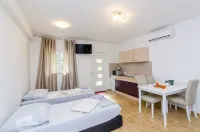 Apartments Dubrovnik Airport Hotels in Cilipi