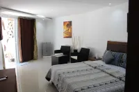 Sundown Resort & Austrian Pension House Hotel di Pulau Boracay