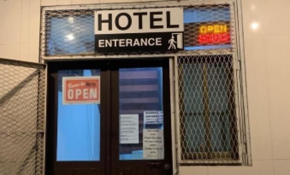 Hotel Midnight