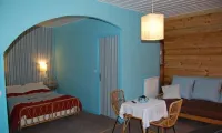 Joly Saint Sauveur Hotels in 
