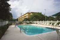 Wingate by Wyndham Brunswick GA / I-95 Hotels in Dock Junction