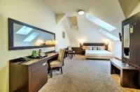 Hotel Luxor Hotels in Ґміна Ясткув