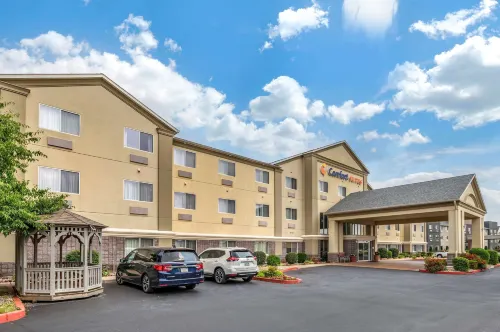Comfort Suites North Hotels in Elkhart