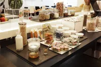 Holiday Inn NORD-ZARA by IHG - breakfast