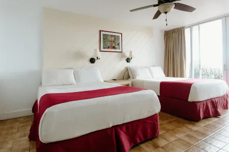 Hotel on the Cay