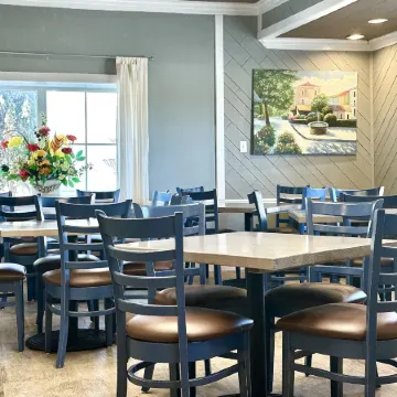 Days Inn by Wyndham Pensacola - Historic Downtown