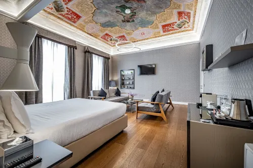 Martelli 6 Suite & Apartments