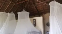 ヘリテージ サファリ ロッジ - 駐車場