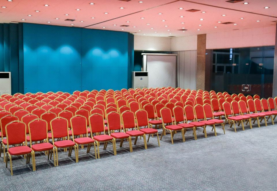 3. 칭기스칸 호텔..