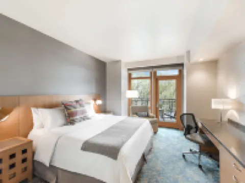 Cedarbrook Lodge Hotels in SeaTac