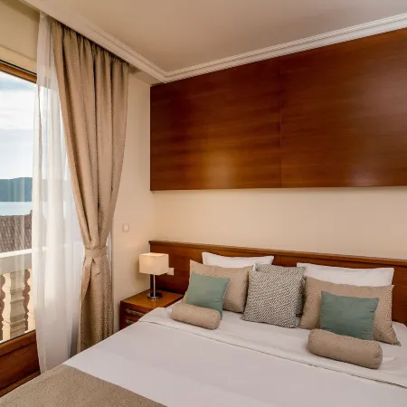 Hedera Residences - Kumbor