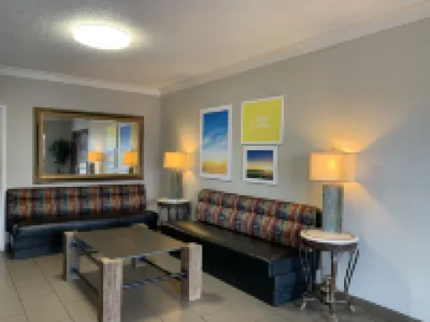 เดย์สอินน์ บายวินด์แฮม โจนส์โบโร AR โรงแรมในโจนส์โบโร