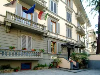 هوتل بالاتسو فيكيو Hotels near قصر فيتشيو