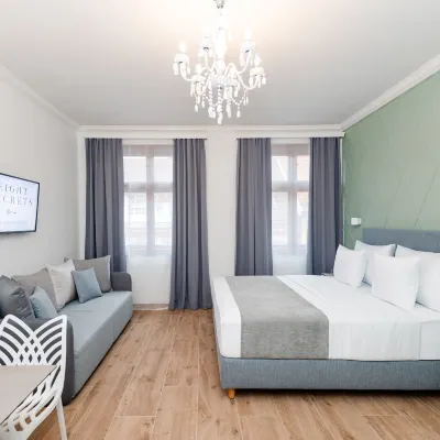 Eight Secrets Boutique Residence by Dwellfort Hotels near برج تلفزيون شيشكوف