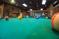 Skyline Lodge Hotels in Raleigh County