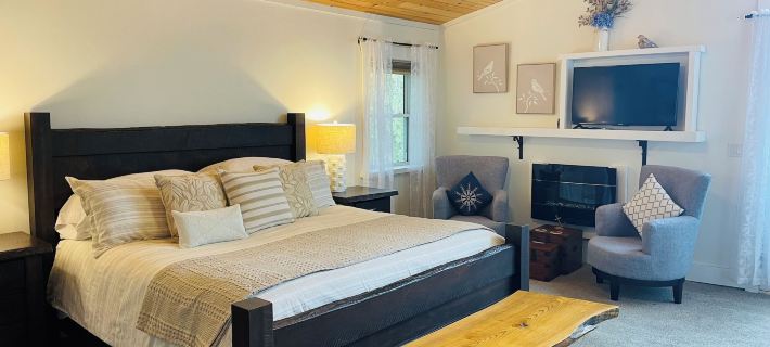 The Robin's Nest Tobermory Hotels in Bruce County