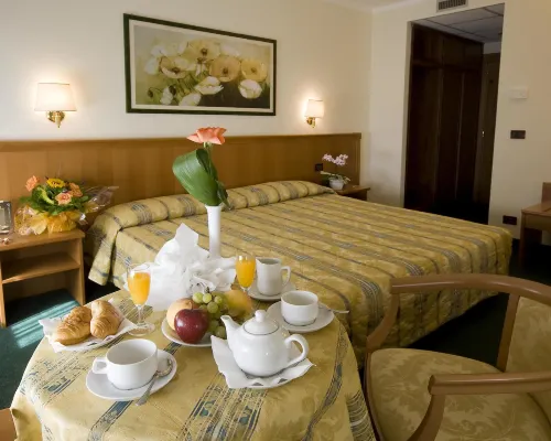 Hotel Galant Hotels near PalaTorino