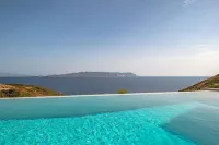 Milos Cove - Luxury