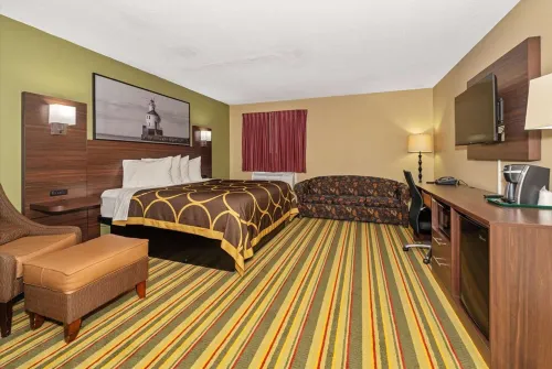 Super 8 by Wyndham Superior WI