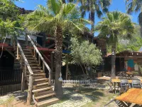 Kadir's Family House