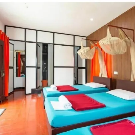 Reds Residency - Homestay