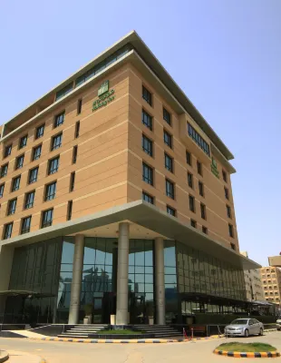Holiday Inn Riyadh - Olaya Hôtels à : Riyad