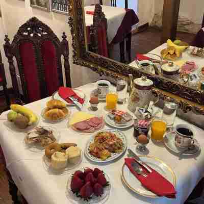 Ilion Hotel Dining/Meeting Rooms