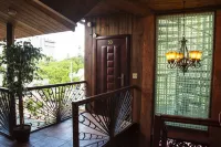 B & B Comfy Inn Hotel di Petionville