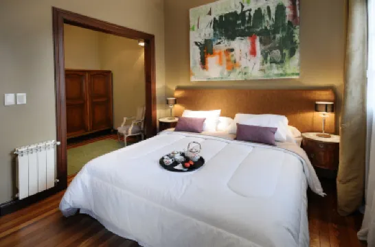 Casa Umare Hoteles cerca de Estación de metro Loria