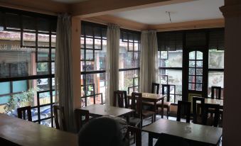 Om Tara Guest House Pvt Ltd